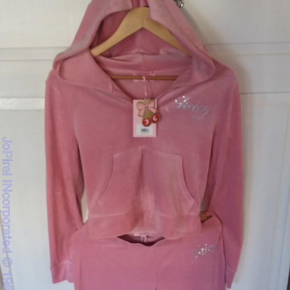 Rare Juicy Couture Baby Pink 2-piece Velvour Set Summer Jam 2026